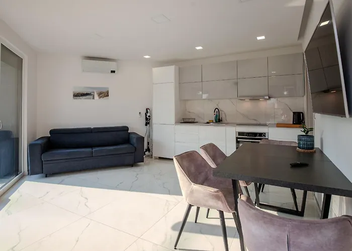 Modern Grey Harmony Retreat 펜션